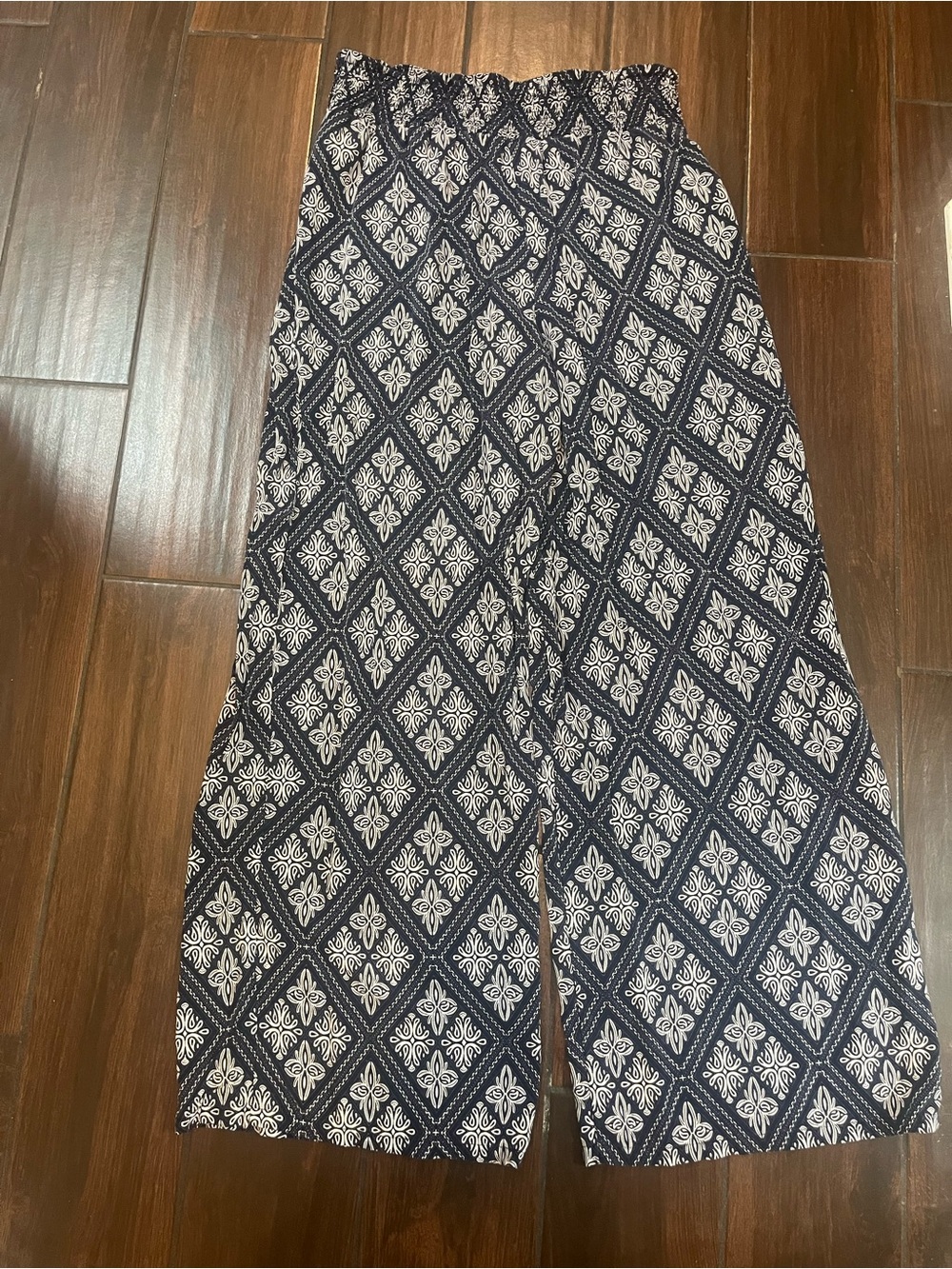 Maurice’s Blue Diamond-Print Pull-On Pants, XL